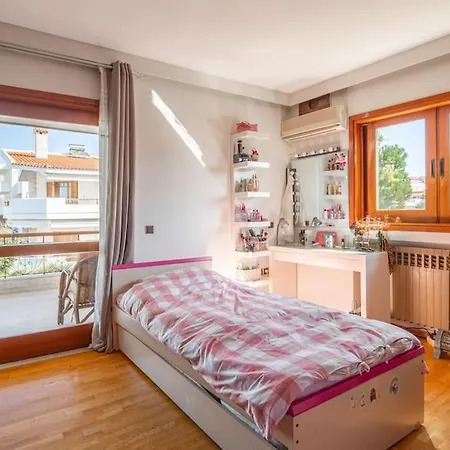 فيلة Private Entire In Alimos